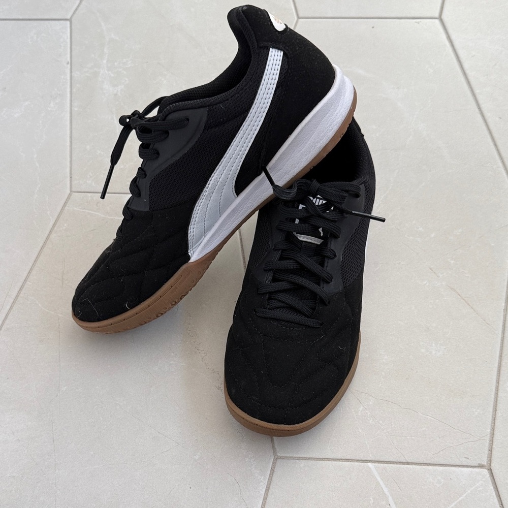 King Puma turf shoes